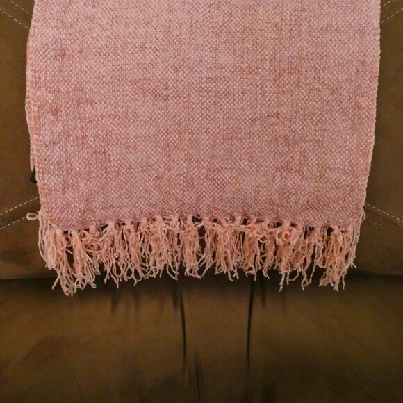 Helena Ruuth Fringed Scarf - Irish - Picture 4 of 5